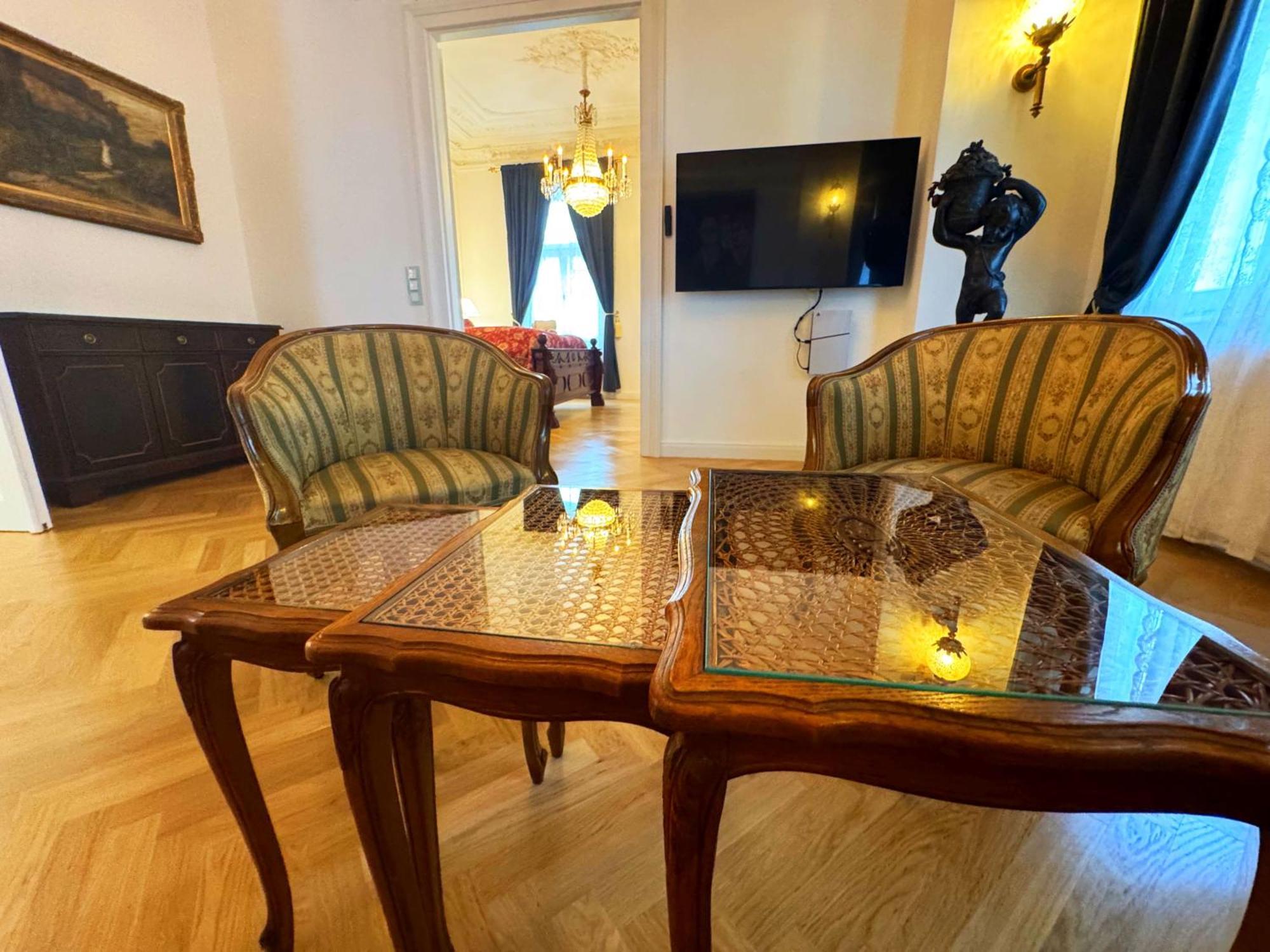 7Th Heaven Vienna Center Apartments Esterno foto